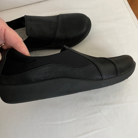 Clarks Cloudsteppers Slip-on Loafer in Black - Picture 5 of 5